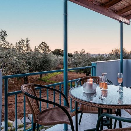 Secret Summer Havens - Perfectly Secluded Getaways Vasilítsion Esterno foto