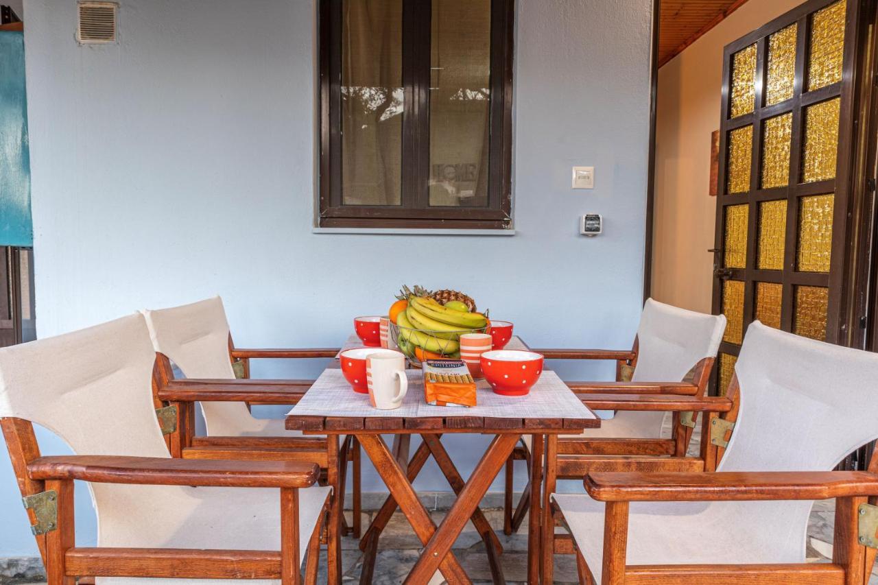 Secret Summer Havens - Perfectly Secluded Getaways Vasilítsion Esterno foto
