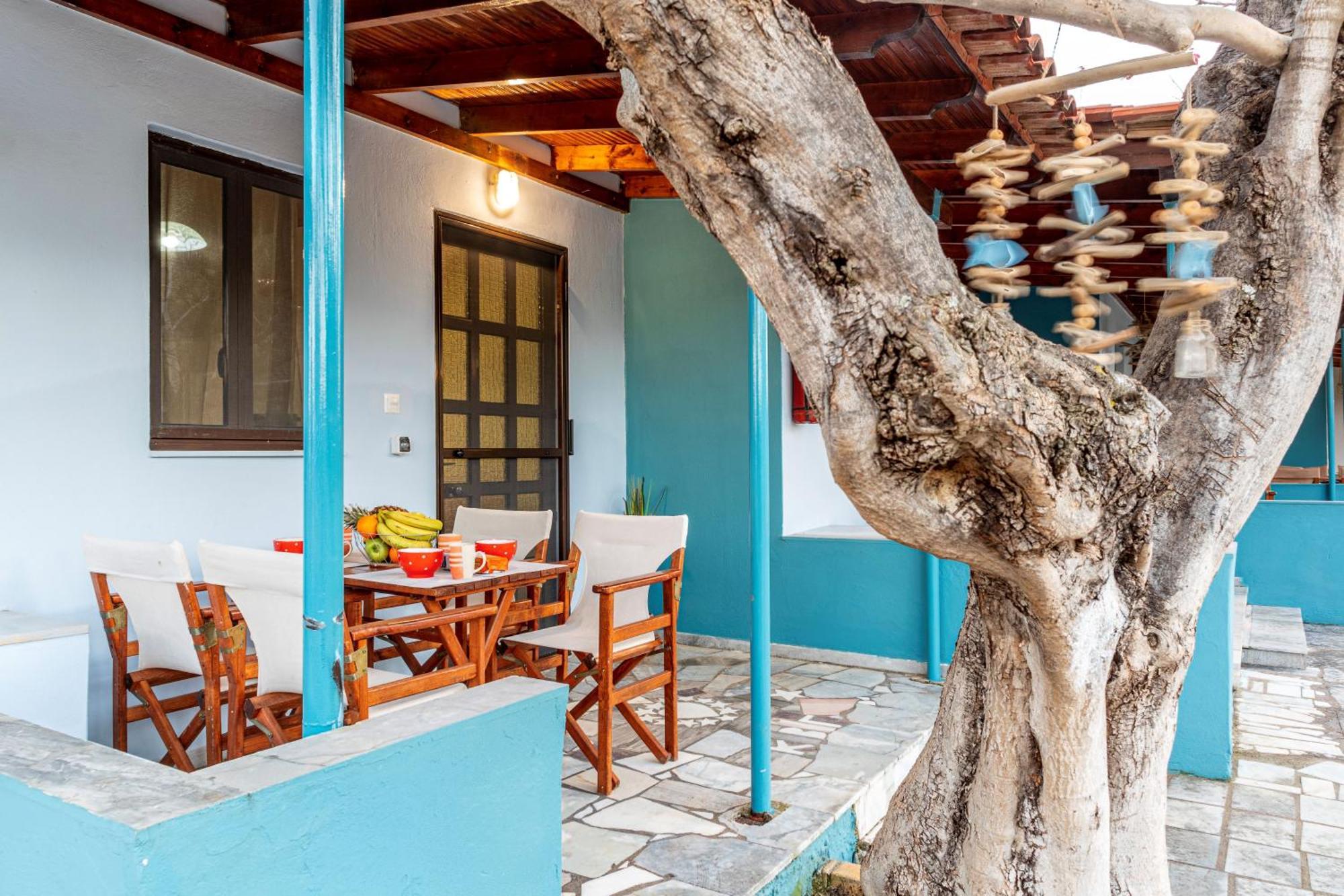 Secret Summer Havens - Perfectly Secluded Getaways Vasilítsion Esterno foto